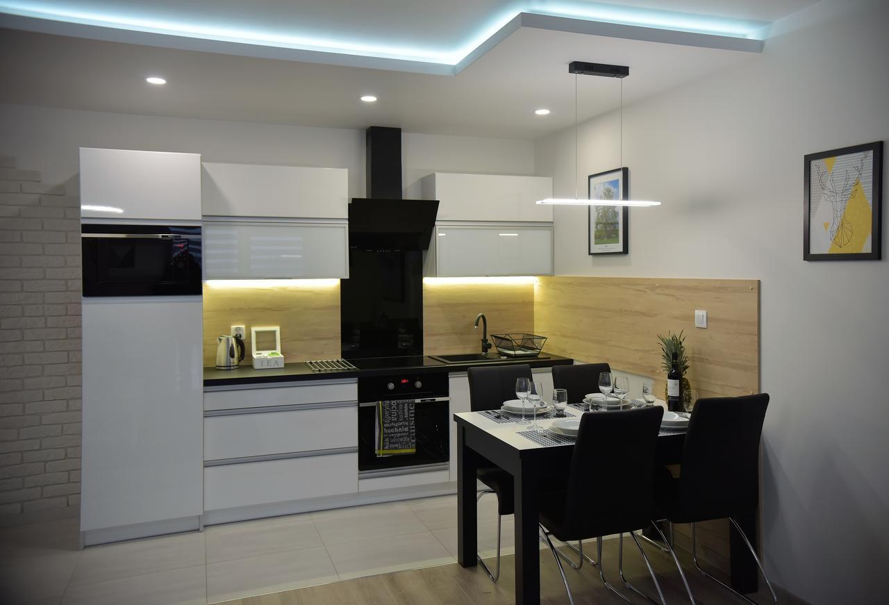 Apartamenty Platan Opieszyn 2 Wrzesnia Luaran gambar